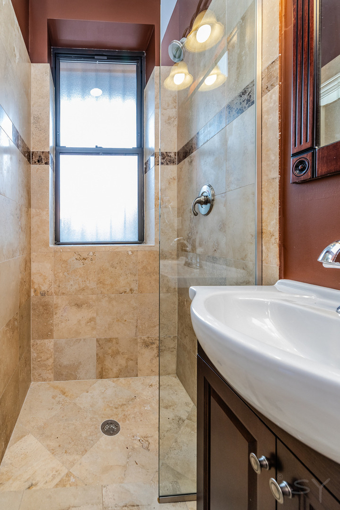 1367 E 64th Street - Photo 27