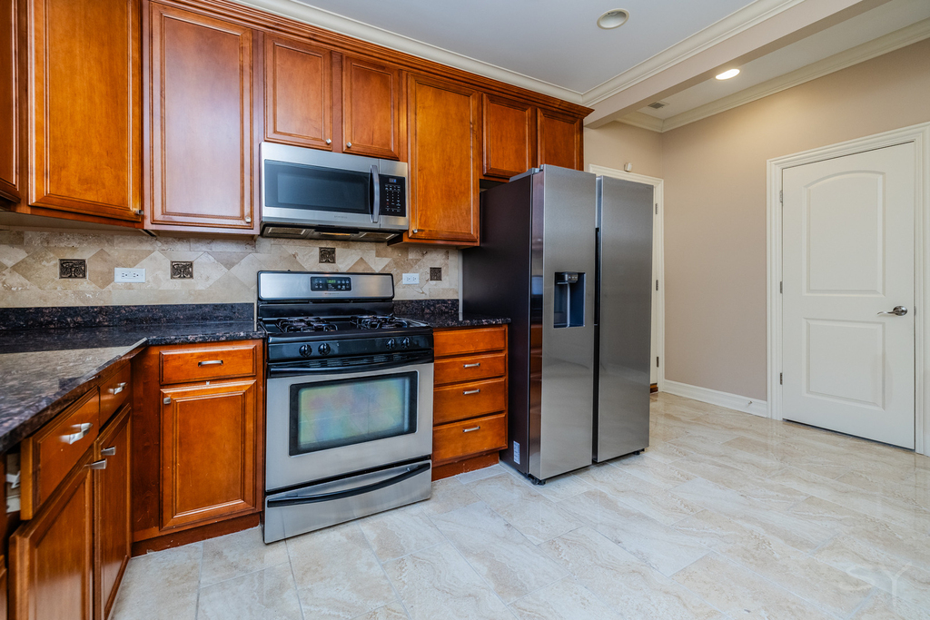 1367 E 64th Street - Photo 24