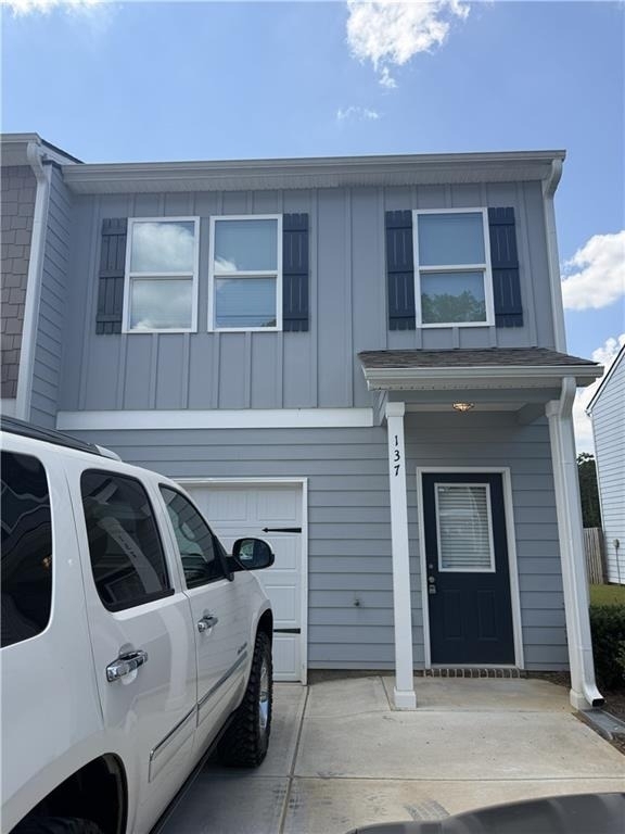 137 Village Green Drive Nw - Photo 0