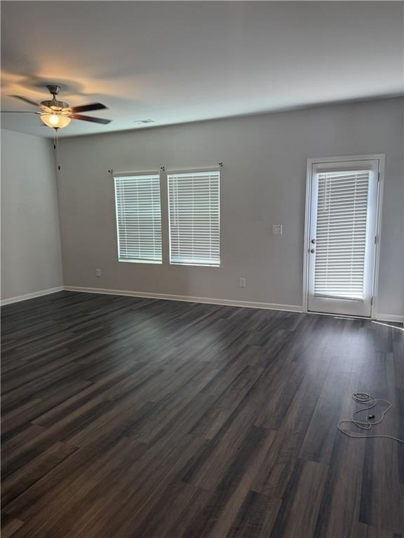 137 Village Green Drive Nw - Photo 2