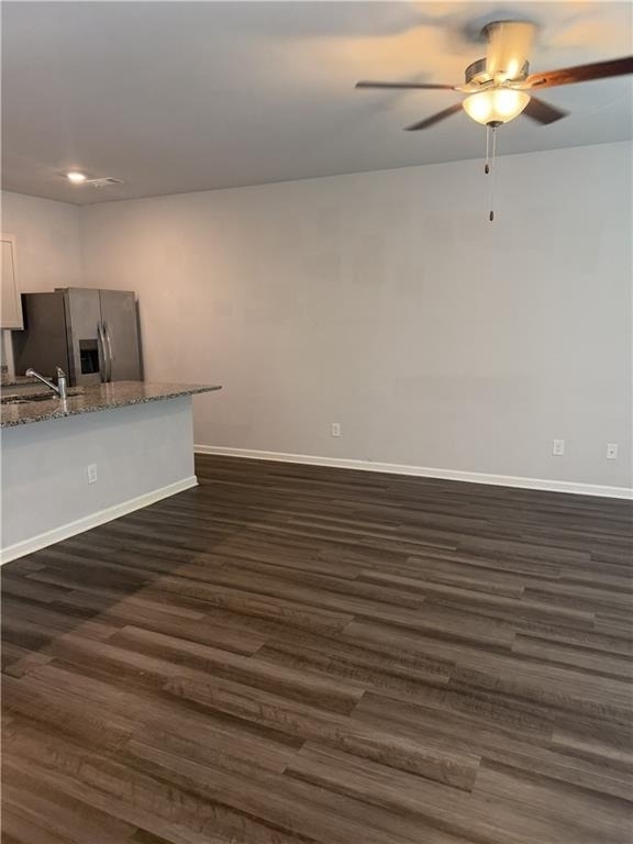 137 Village Green Drive Nw - Photo 3