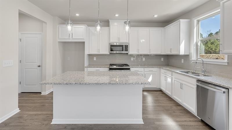 3990 Alderstone Drive - Photo 2
