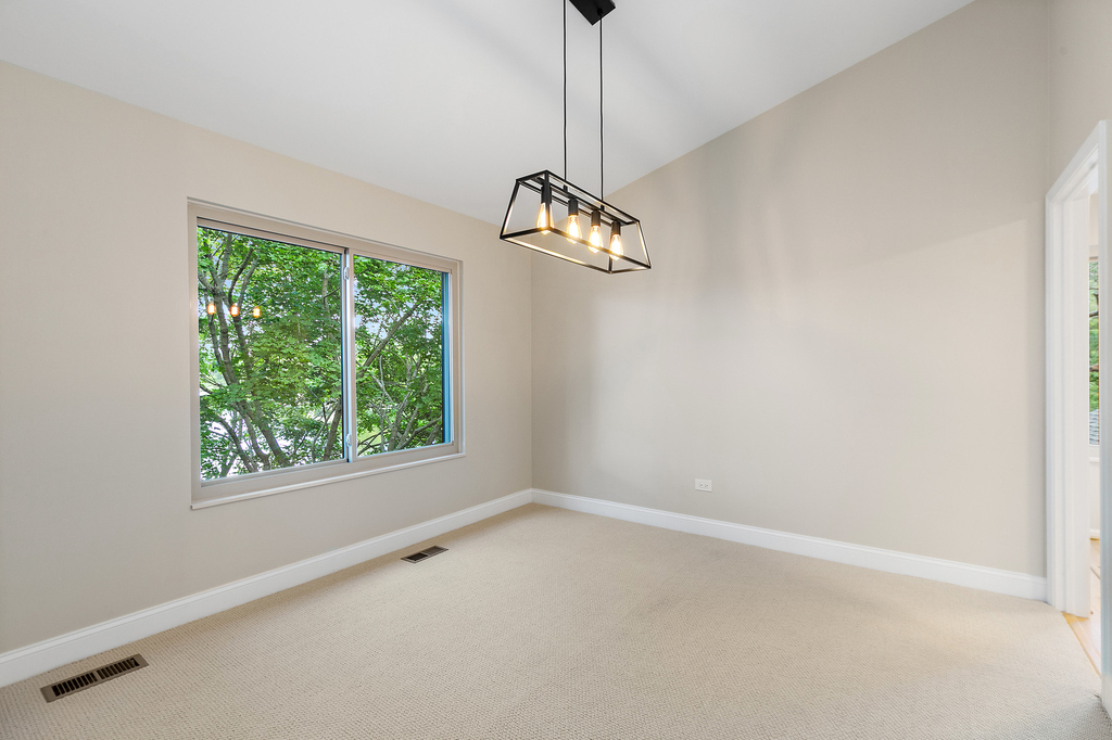 25 Shoreline Road - Photo 3