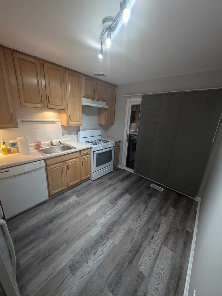 1108 Hampton Harbor - Photo 6