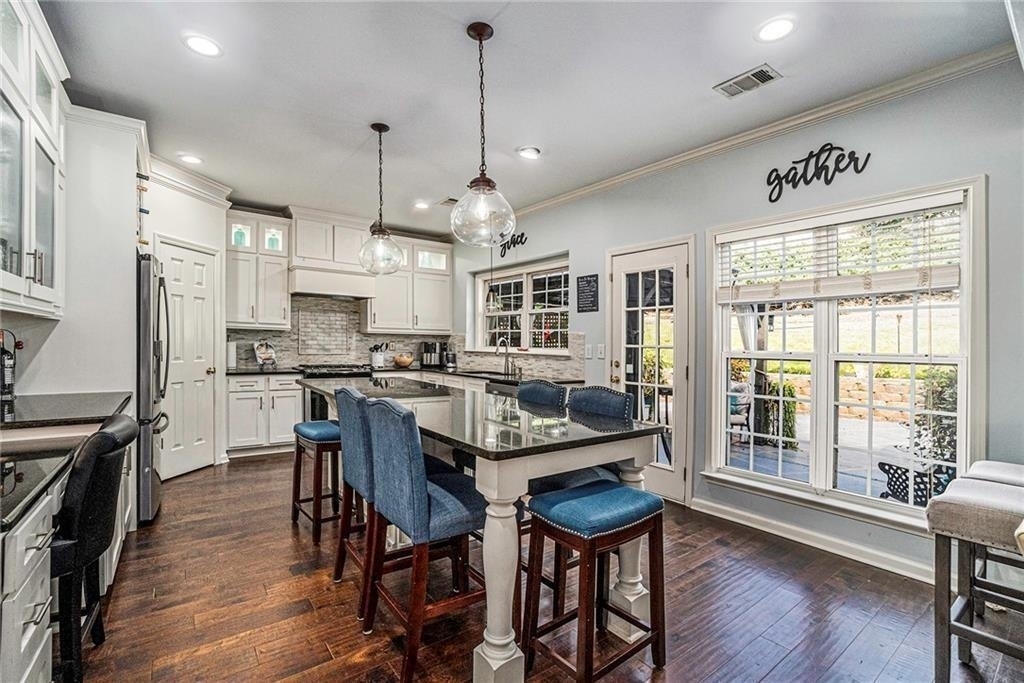 317 Andridge Court - Photo 4