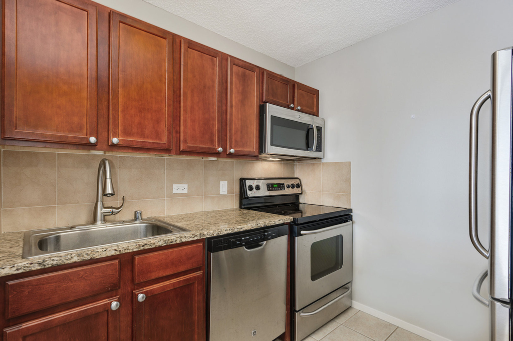 30 E Huron Street - Photo 6