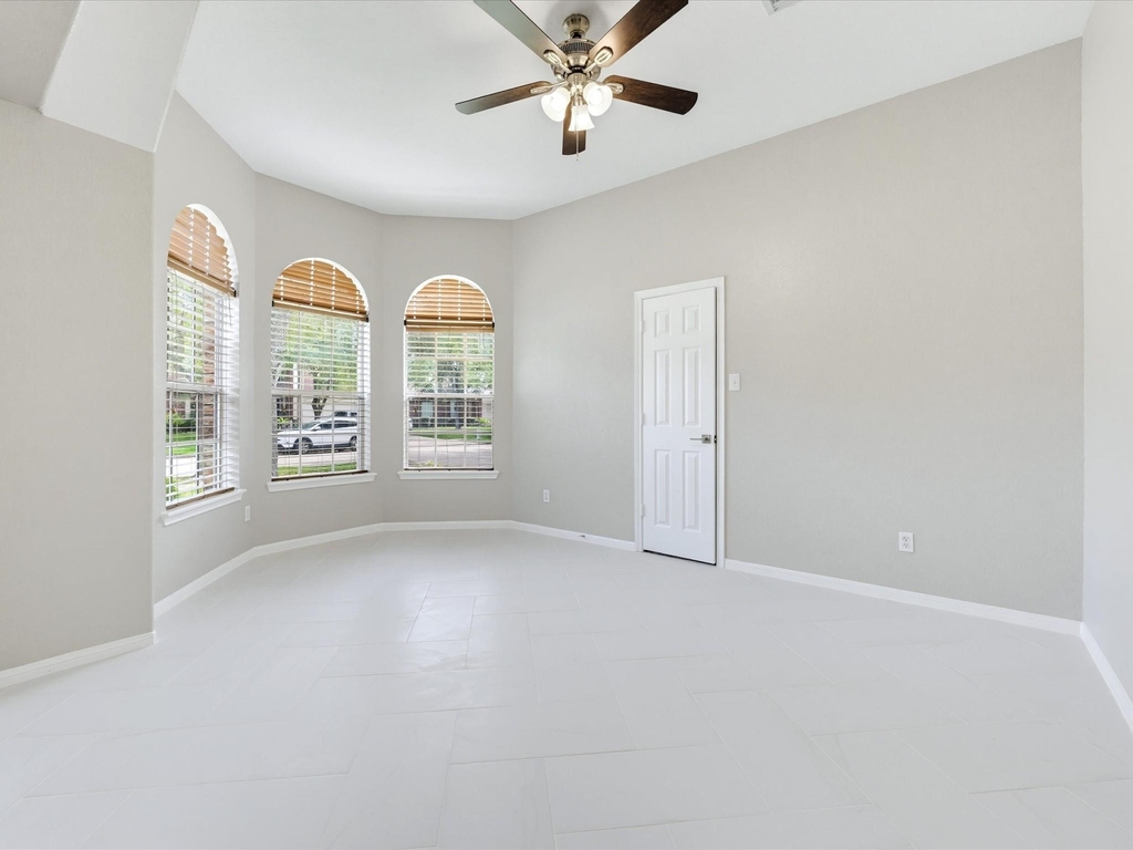 4619 Schiller Park Lane - Photo 16