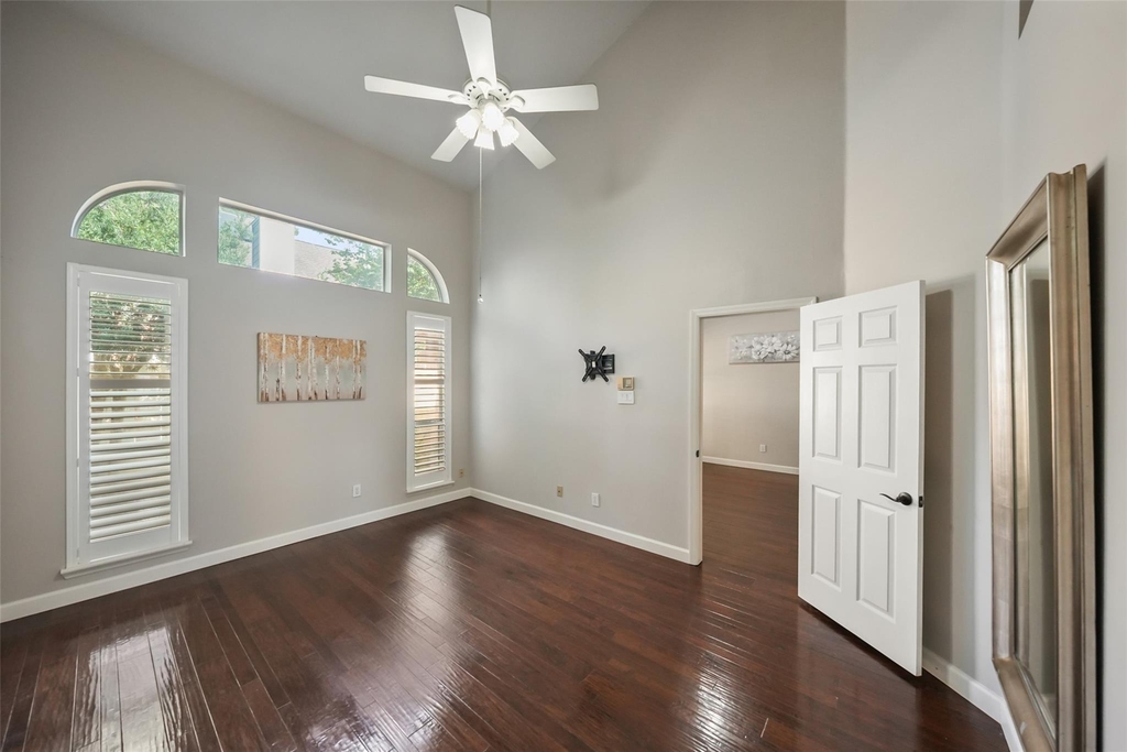 2351 Summit Way - Photo 10