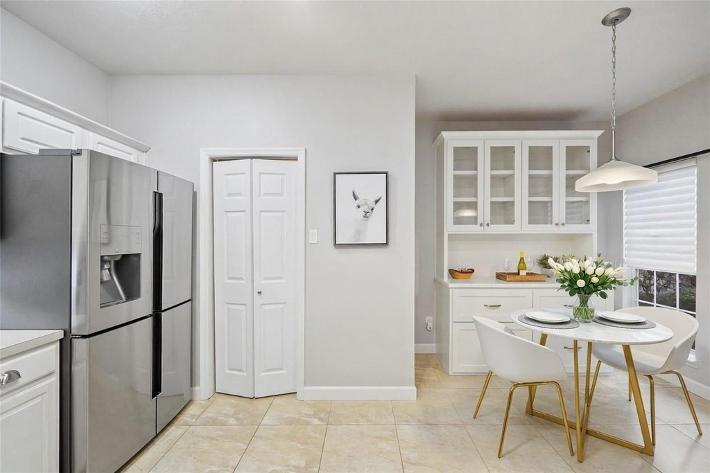 2351 Summit Way - Photo 8