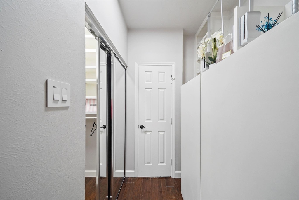 2351 Summit Way - Photo 16