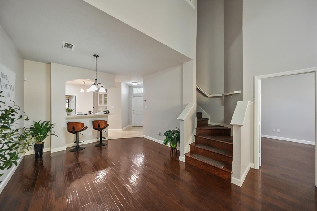 2351 Summit Way - Photo 6