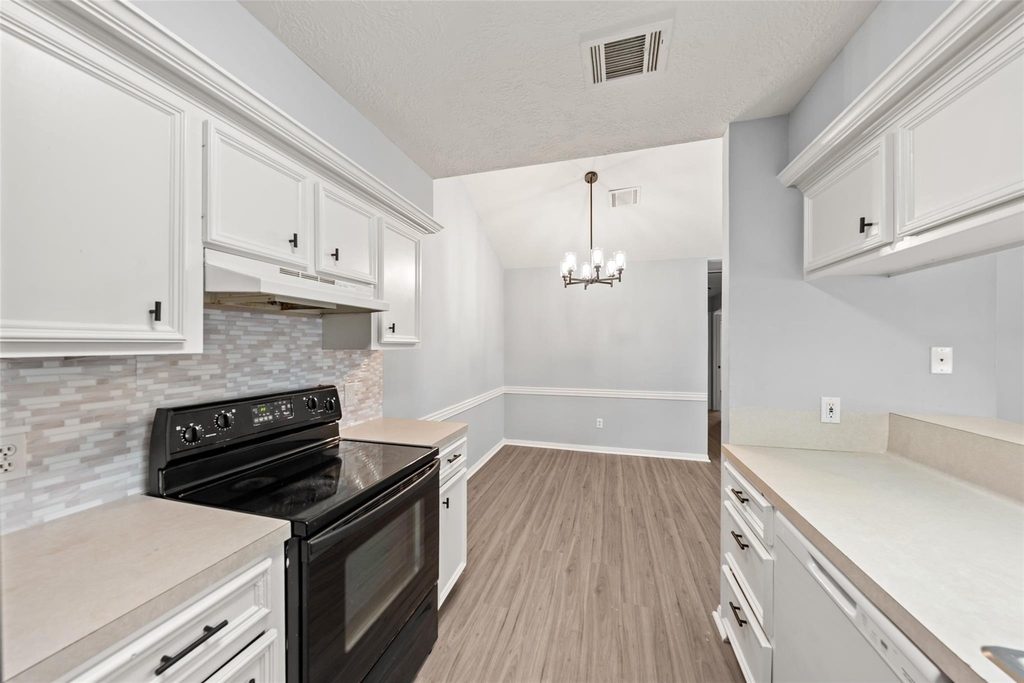 1727 Hazelwood Street - Photo 9