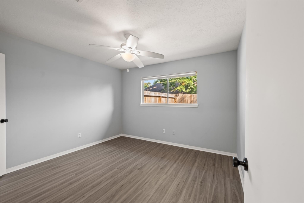 1727 Hazelwood Street - Photo 19
