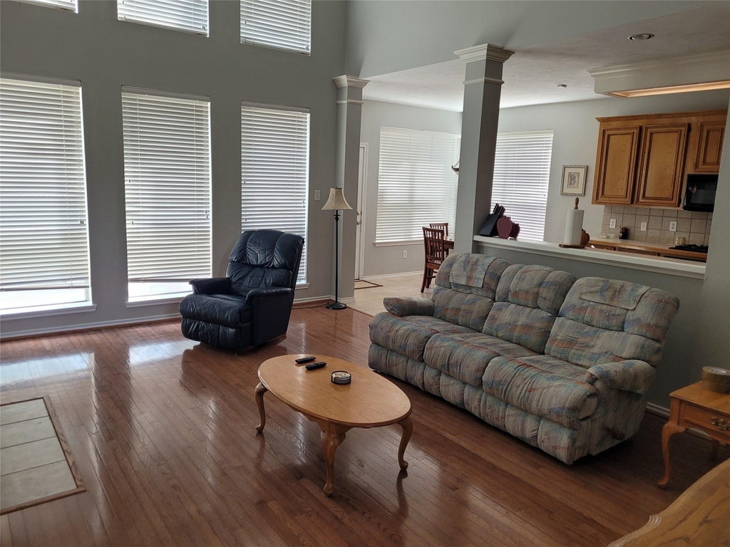 16215 Waiting Spring Circle - Photo 4