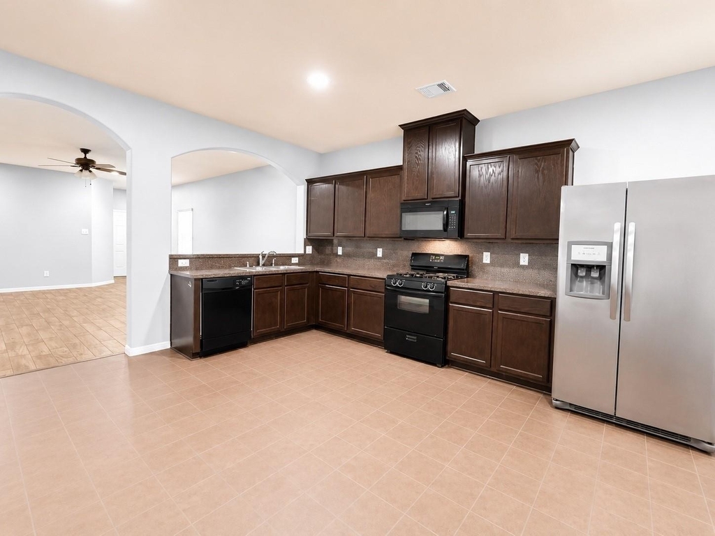 19726 Ashley Terrace Lane - Photo 12
