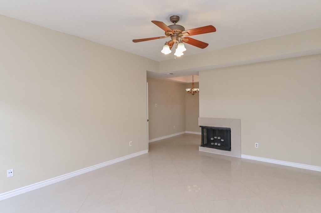 8055 Cambridge Street - Photo 10