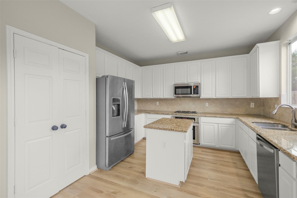 9107 Huckinston Court - Photo 12
