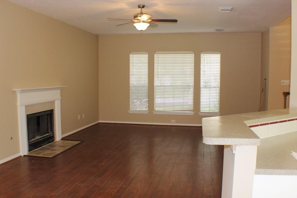 105 Crimson Bay Drive - Photo 1