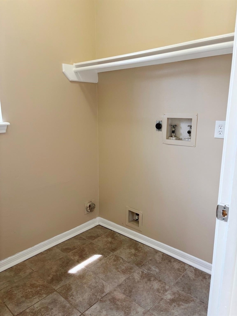 105 Crimson Bay Drive - Photo 9