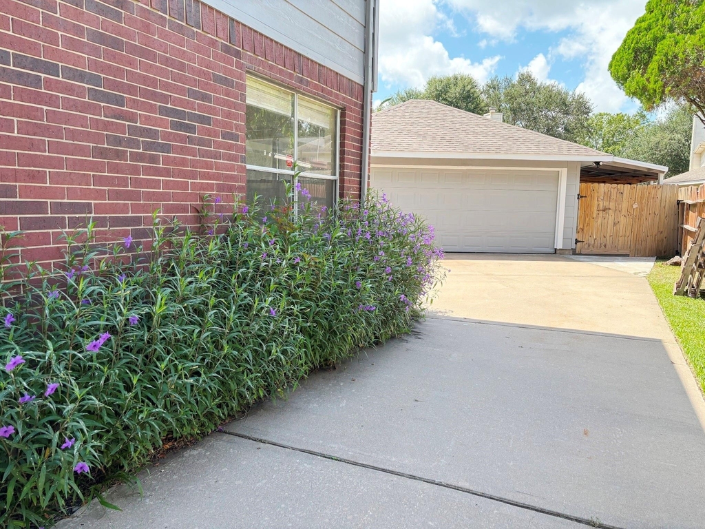 105 Crimson Bay Drive - Photo 17