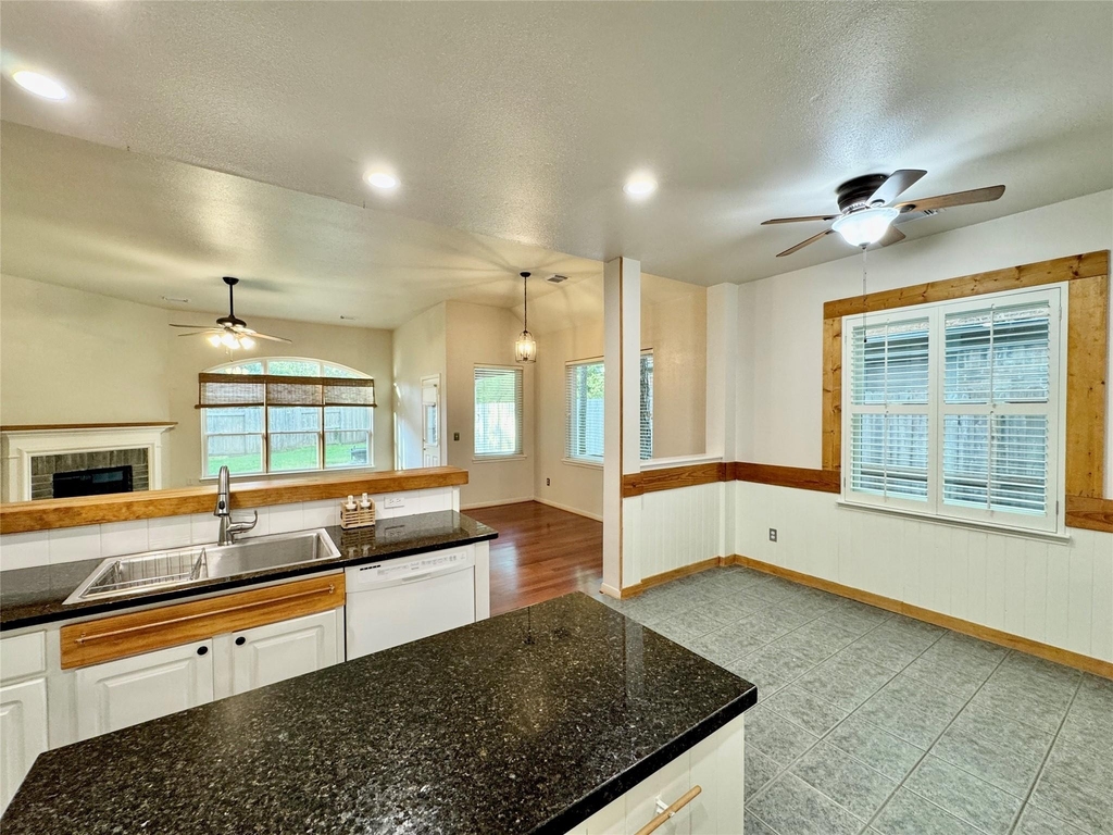 42 Tranquil Glade Place - Photo 14