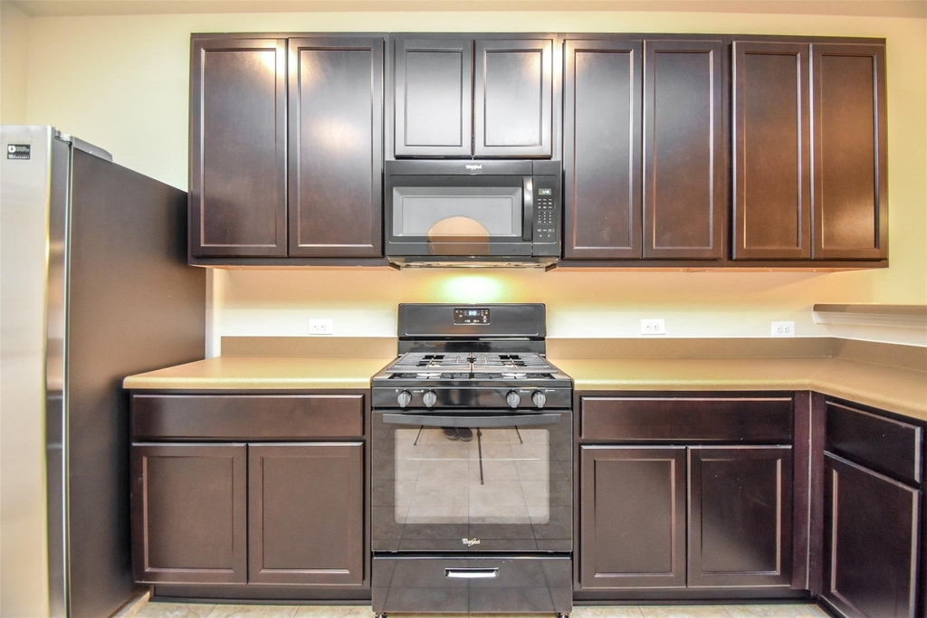 2431 Concord Terrace - Photo 19