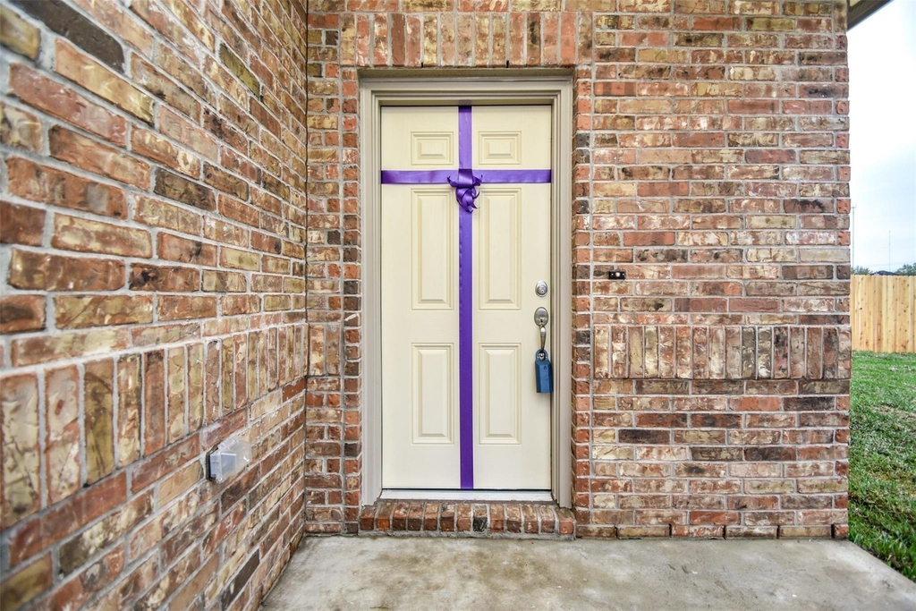 2431 Concord Terrace - Photo 3