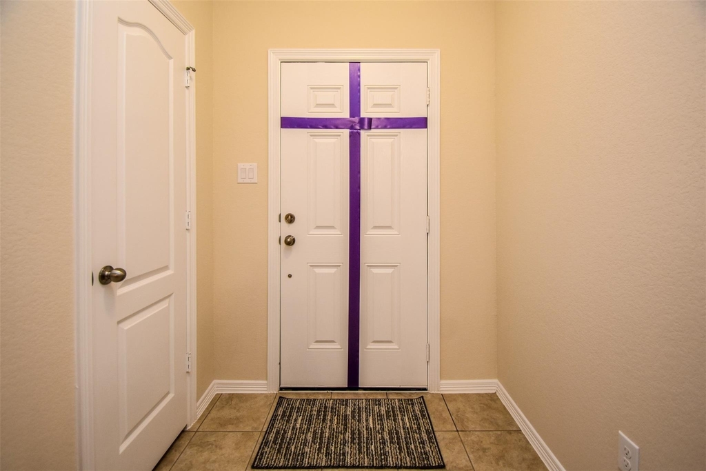 2431 Concord Terrace - Photo 4