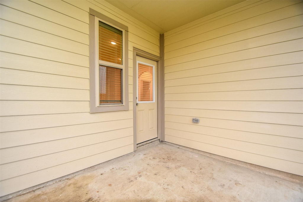 2431 Concord Terrace - Photo 34