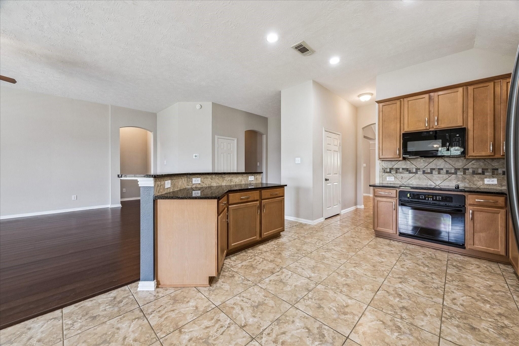 2821 Chinaberry Park Lane - Photo 6
