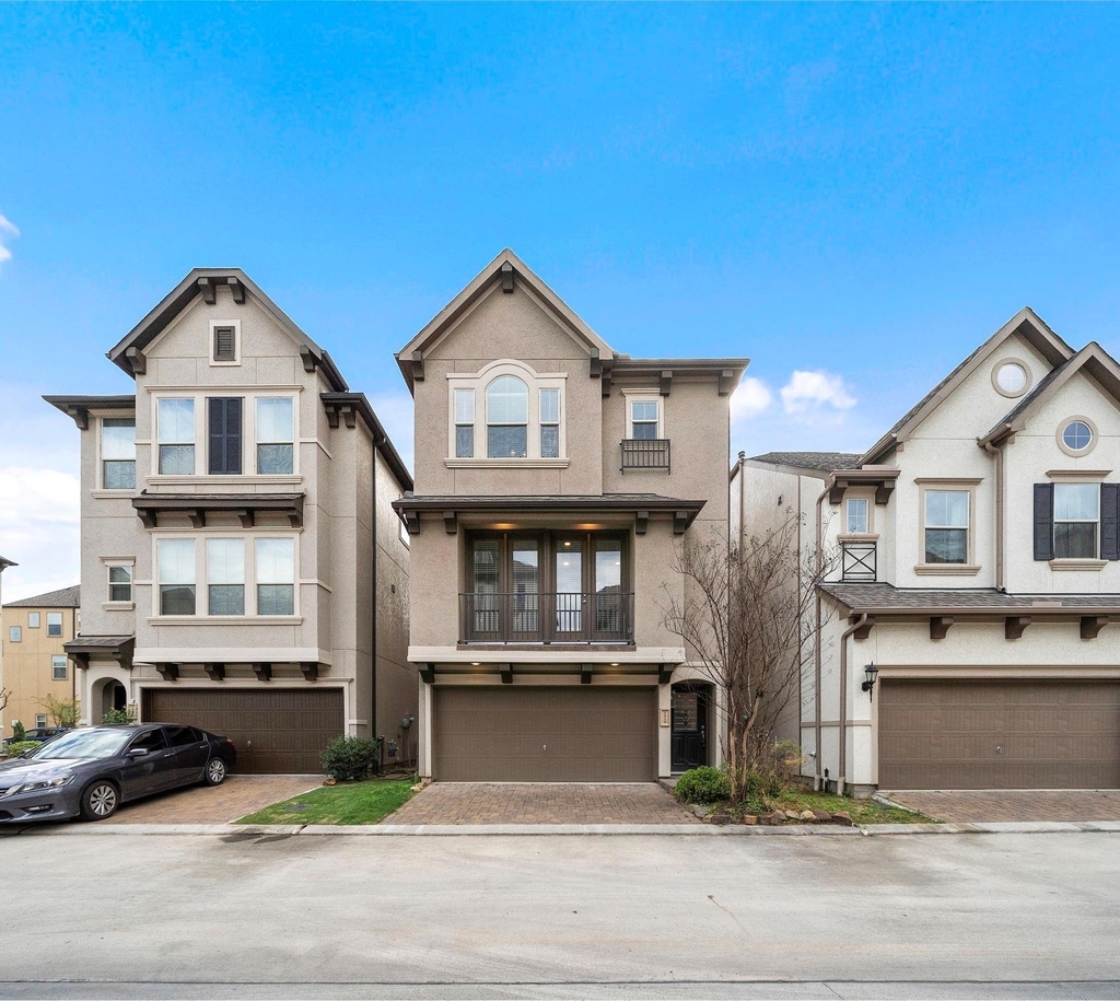 1510 Brayson Oaks Place - Photo 0