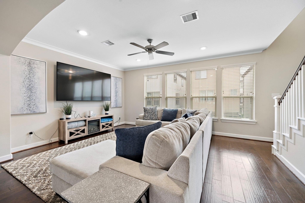 1510 Brayson Oaks Place - Photo 4