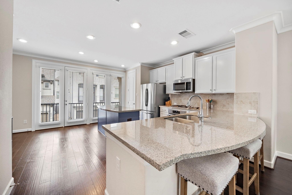 1510 Brayson Oaks Place - Photo 9
