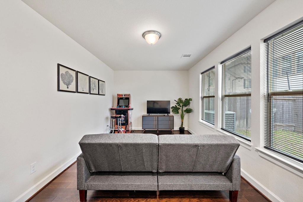 1510 Brayson Oaks Place - Photo 19