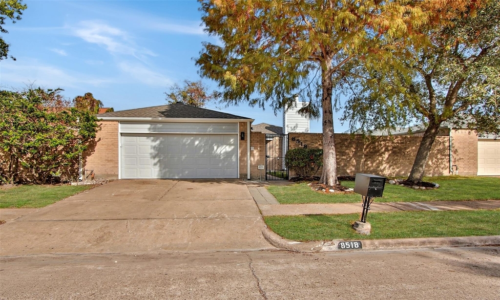 8518 Furlong Lane - Photo 34