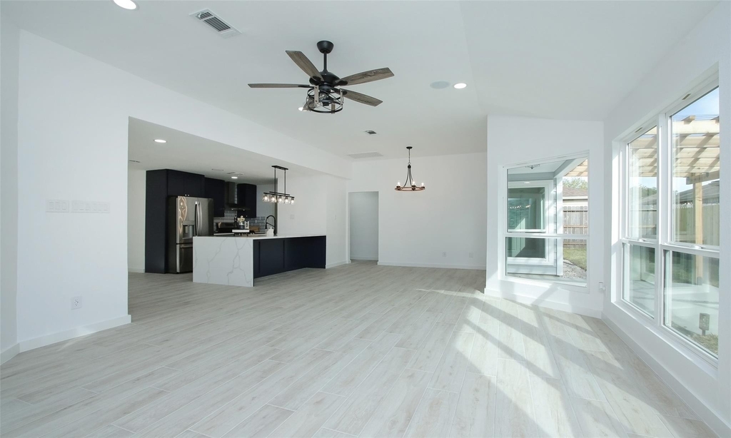 8518 Furlong Lane - Photo 8