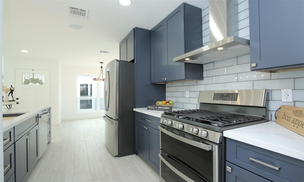 8518 Furlong Lane - Photo 16