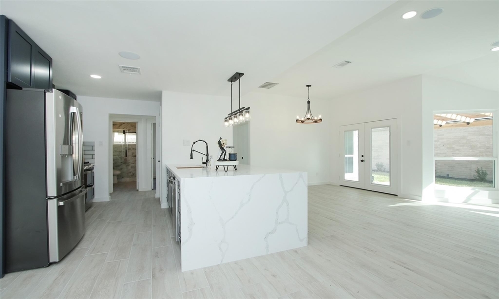 8518 Furlong Lane - Photo 5