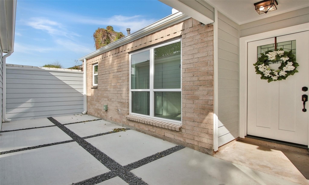 8518 Furlong Lane - Photo 3