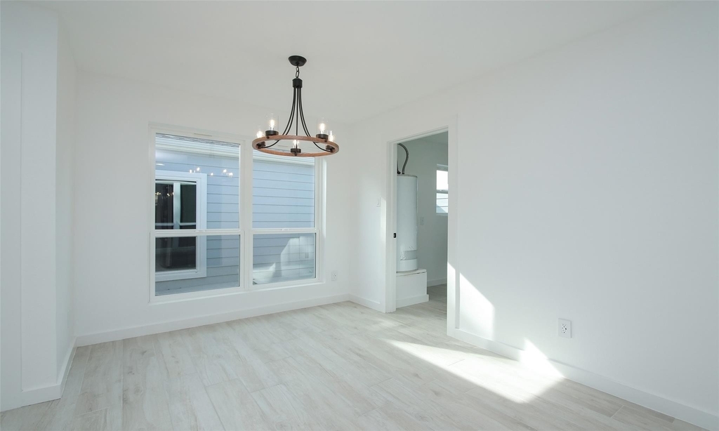 8518 Furlong Lane - Photo 17