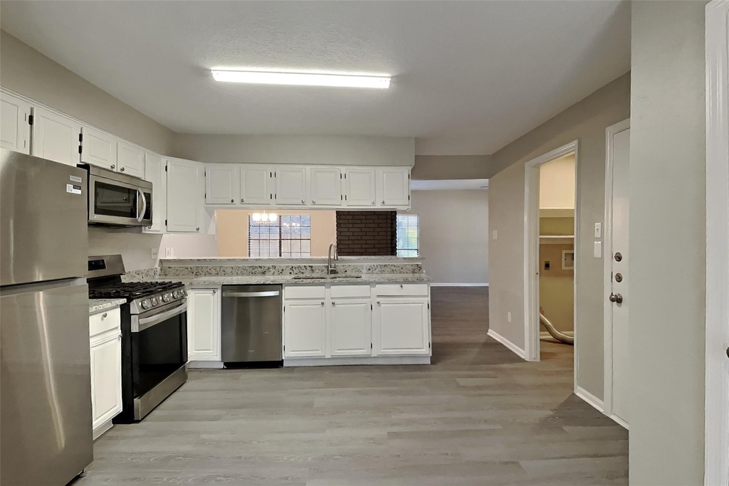 3418 Creek Manor Drive - Photo 5