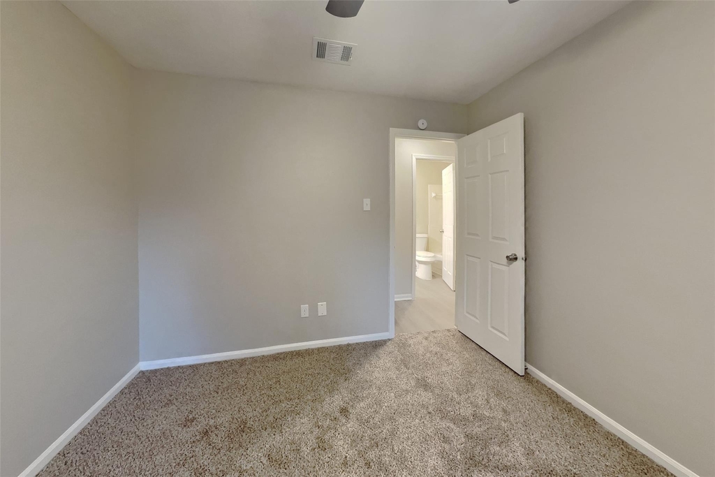 3418 Creek Manor Drive - Photo 13