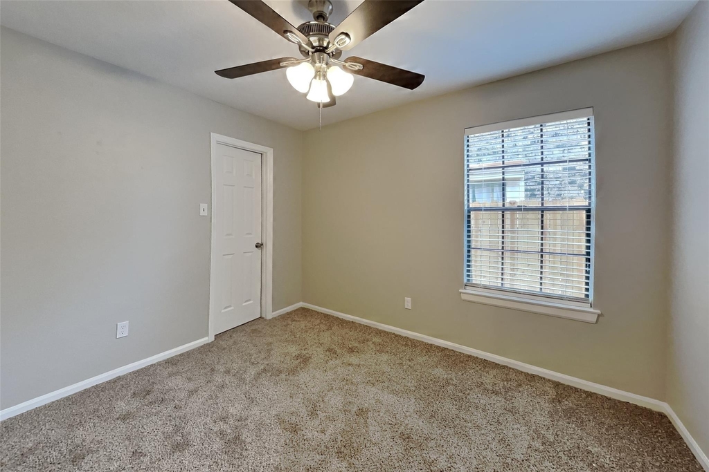 3418 Creek Manor Drive - Photo 11