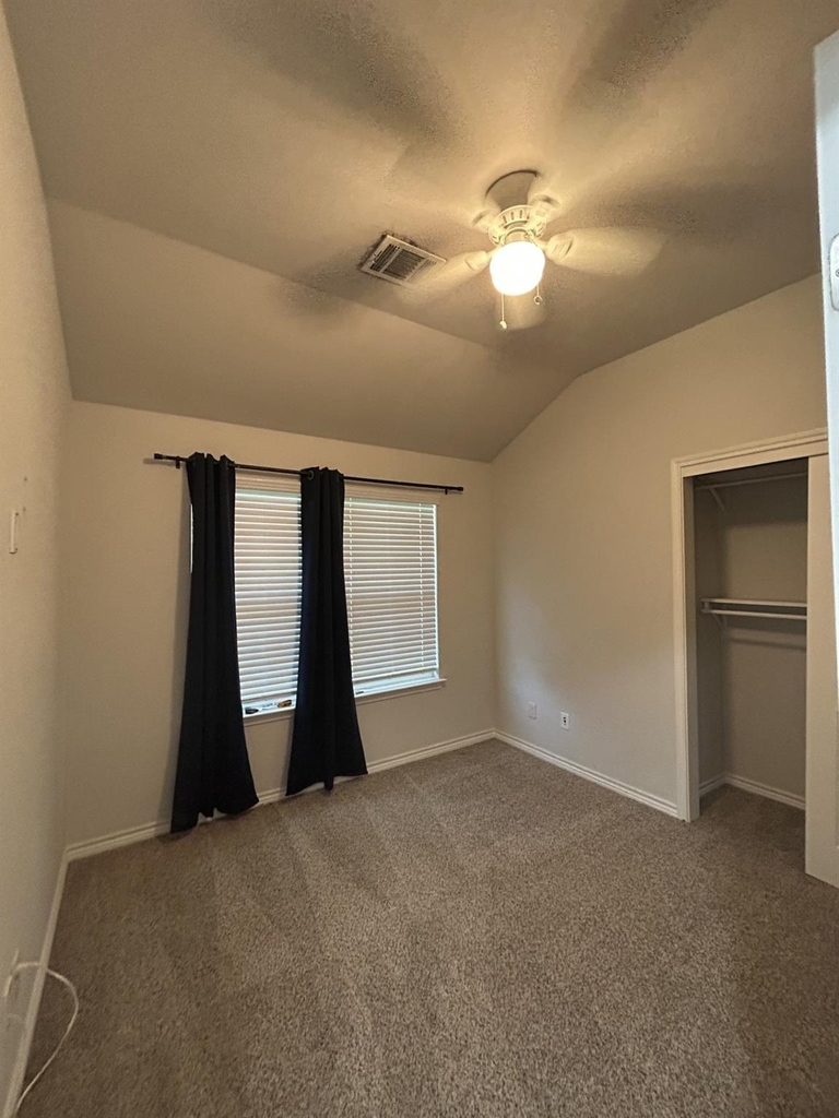 4401 Sterling Street - Photo 10