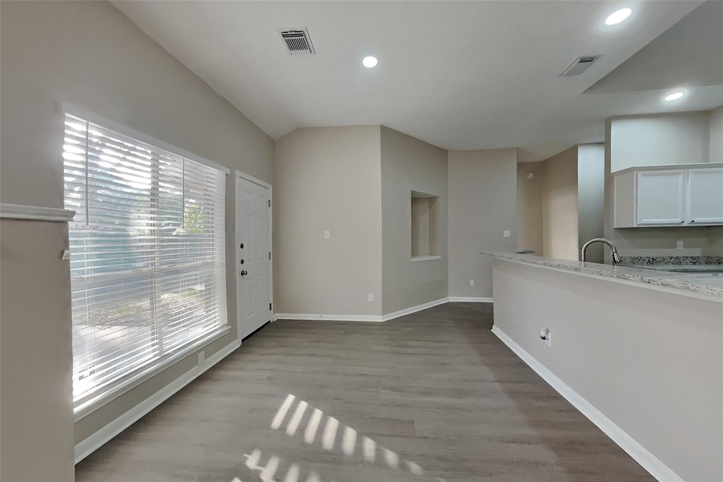 16902 Canyon Ridge Court - Photo 7