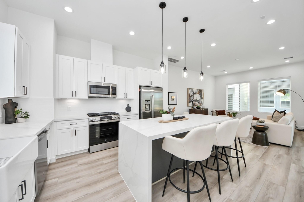 7737 Hammerly Boulevard - Photo 12