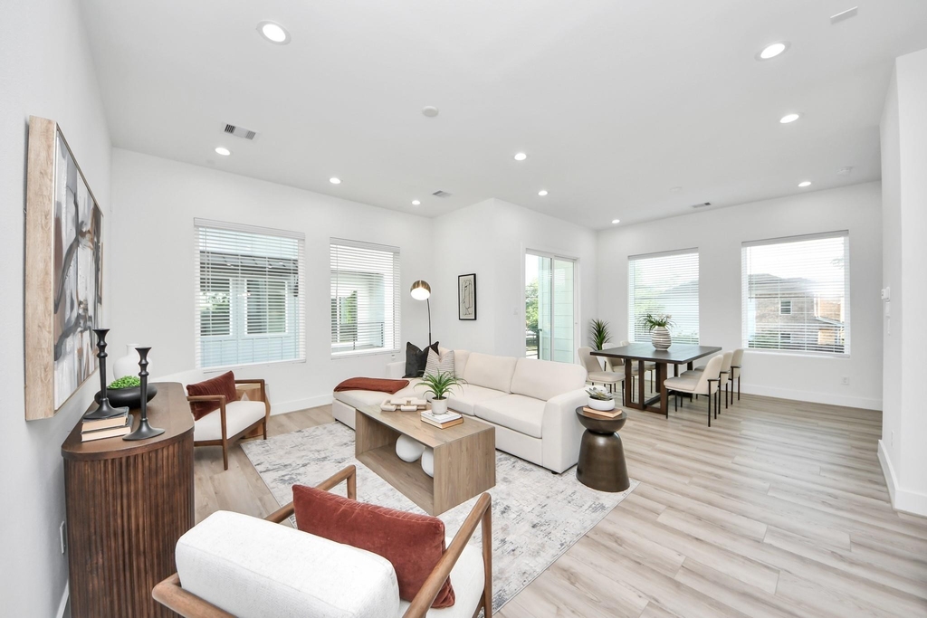 7737 Hammerly Boulevard - Photo 15