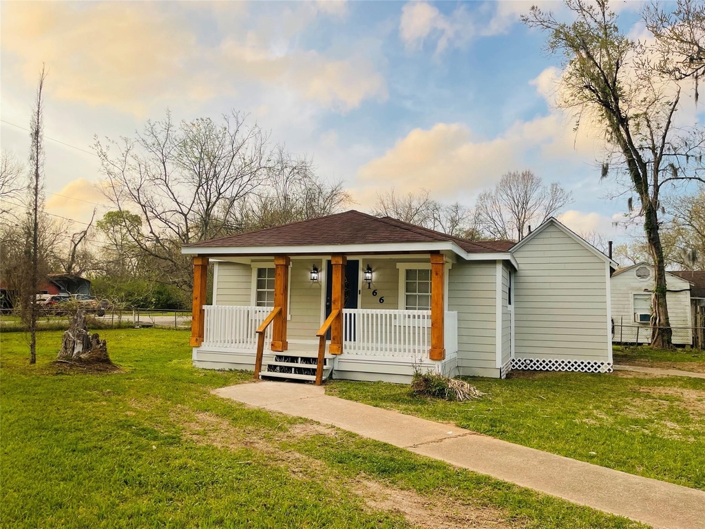 166 Sycamore Street - Photo 1
