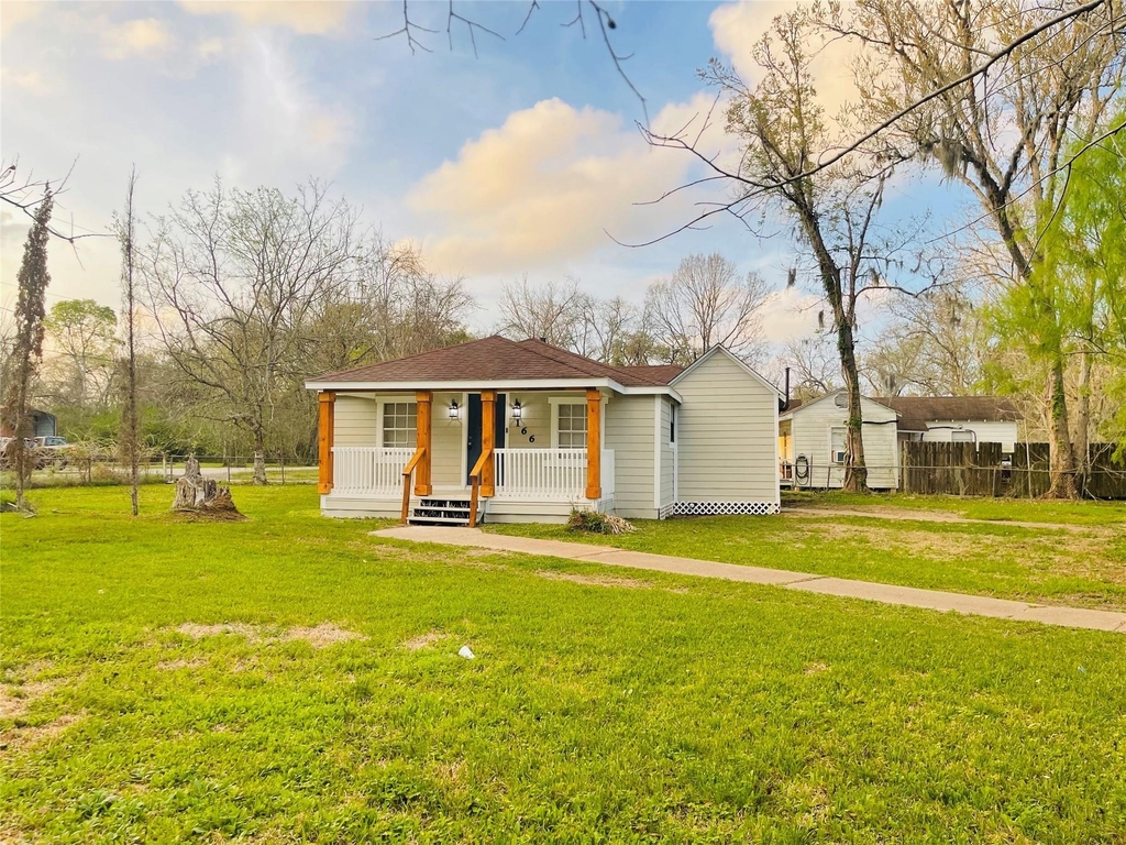 166 Sycamore Street - Photo 3