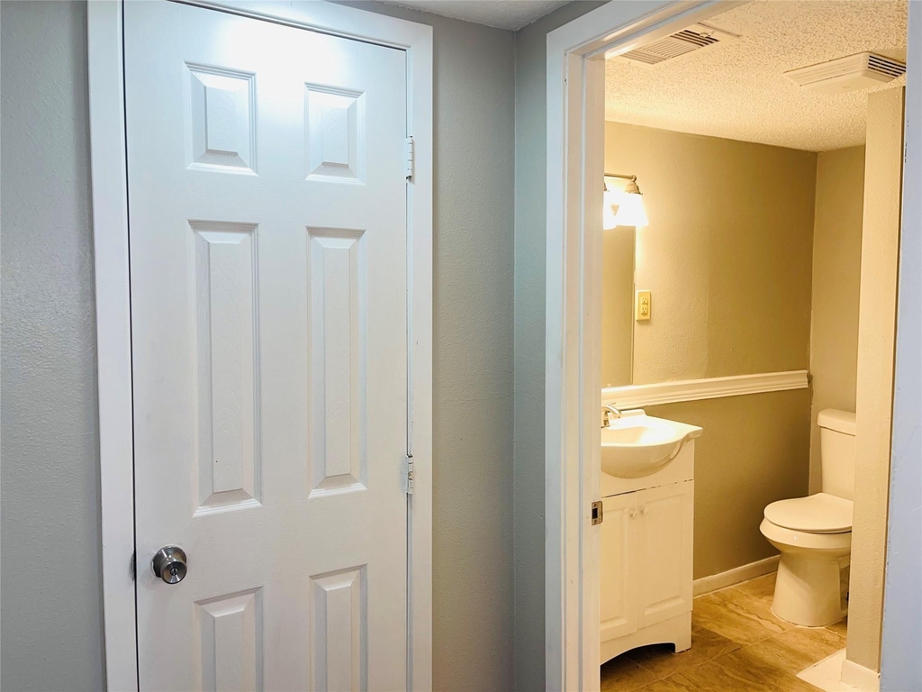 166 Sycamore Street - Photo 19